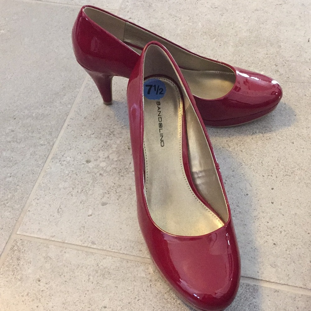 Red Bandolino Heels